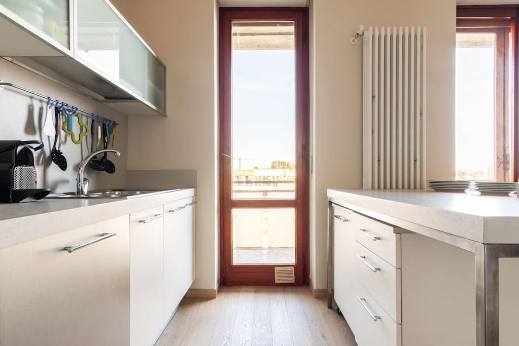 Ferienwohnung Schiavoni Flexyrent Wifi Mailand Exterior foto