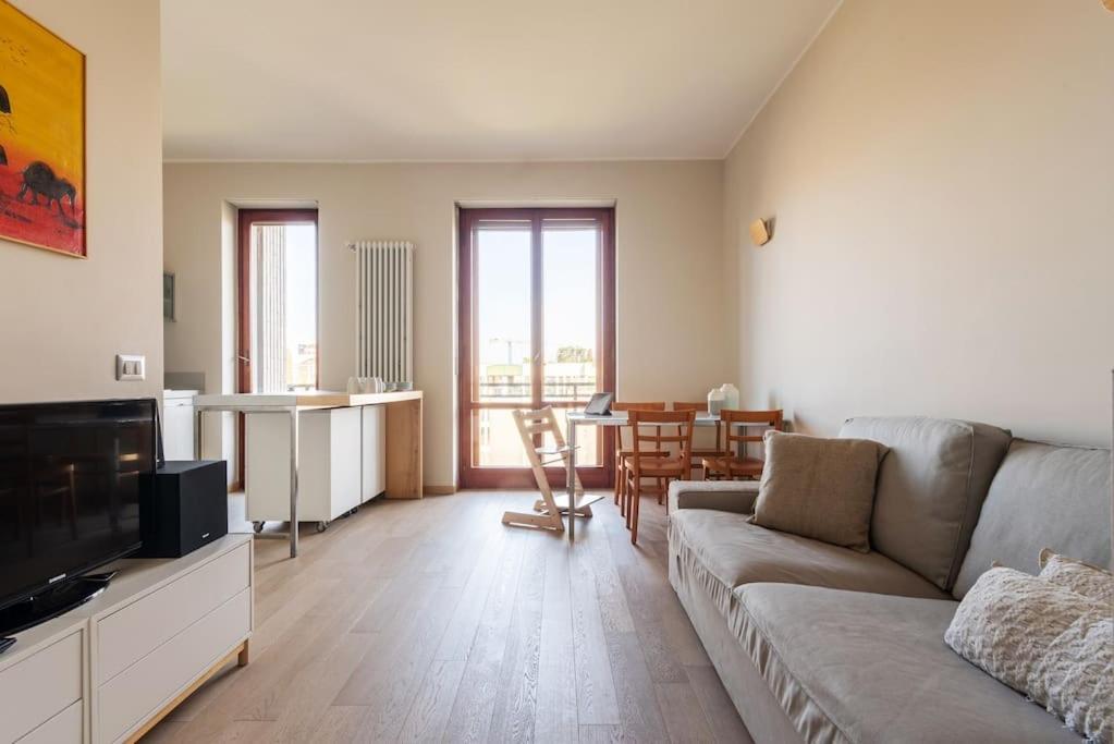 Ferienwohnung Schiavoni Flexyrent Wifi Mailand Exterior foto