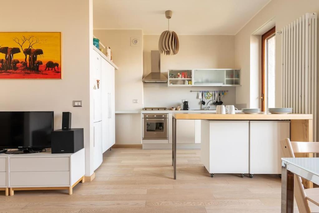 Ferienwohnung Schiavoni Flexyrent Wifi Mailand Exterior foto